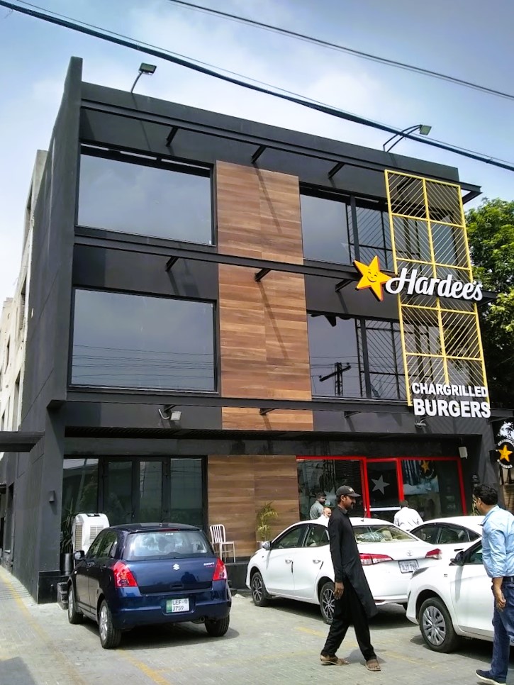 Hardees MM Alam Rd lahore Exterior
